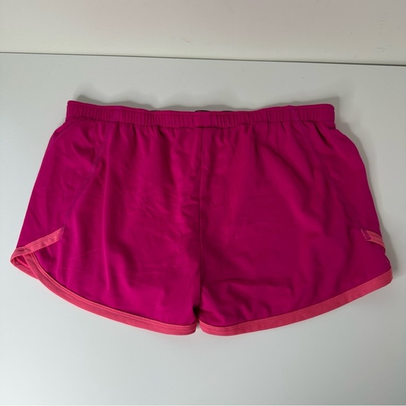 Under Armour pink women’s shorts - Picture 6 of 6